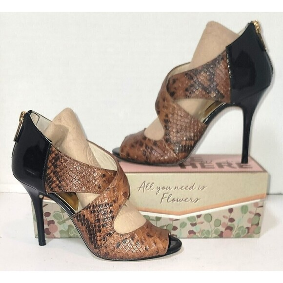 Michael Kors Reptile Stilettos Brown with Black Patent Leather - Size 5 - Picture 2 of 14
